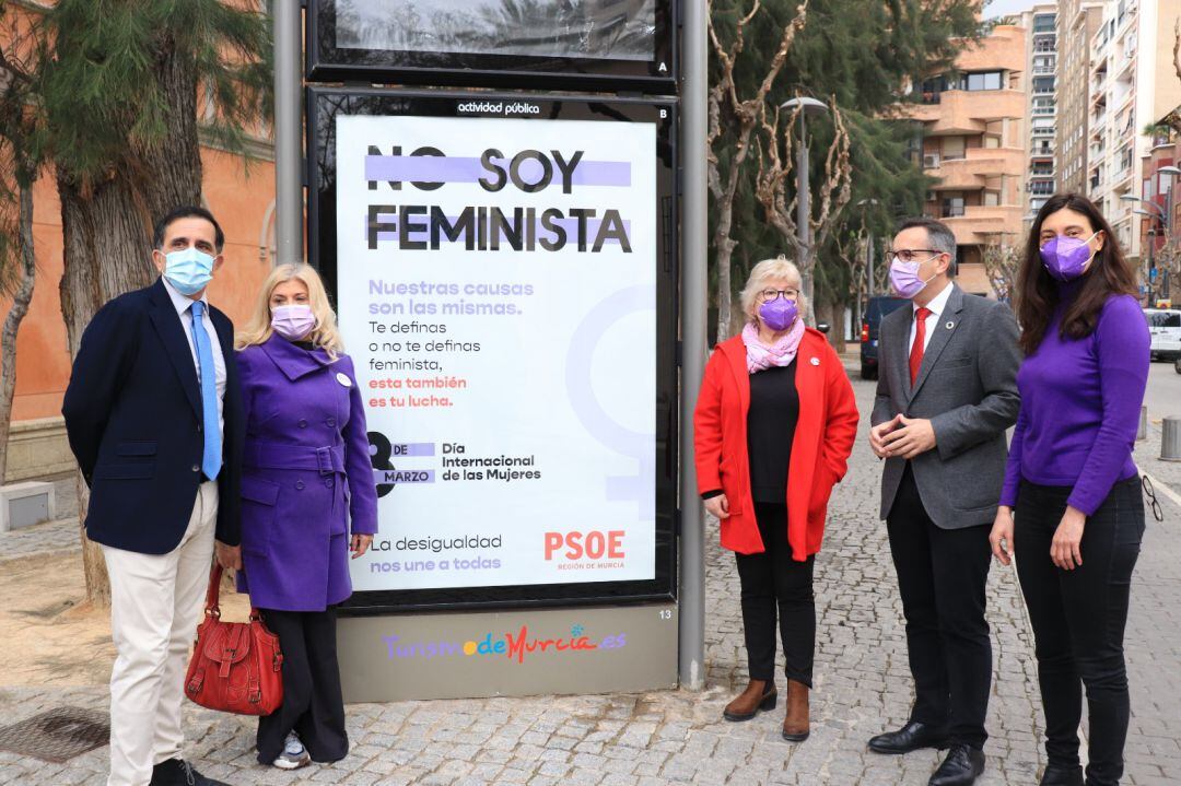 Presentación de la campaña con motivo del 8M del PSRM-PSOE