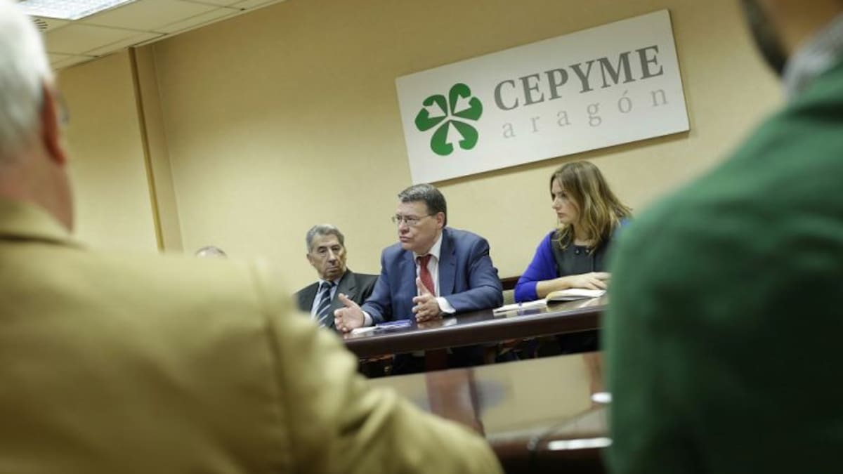 El PSOE impulsará medidas específicas para la financiación de las pymes