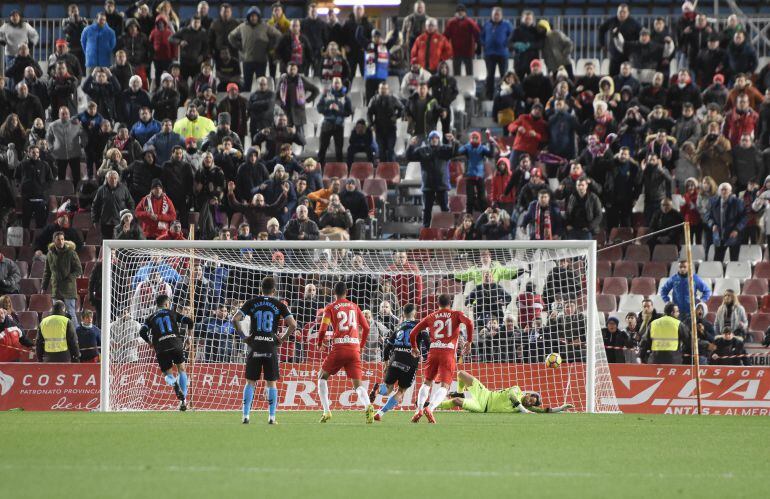 Fede Vico al que René paró un penalti en el 93.