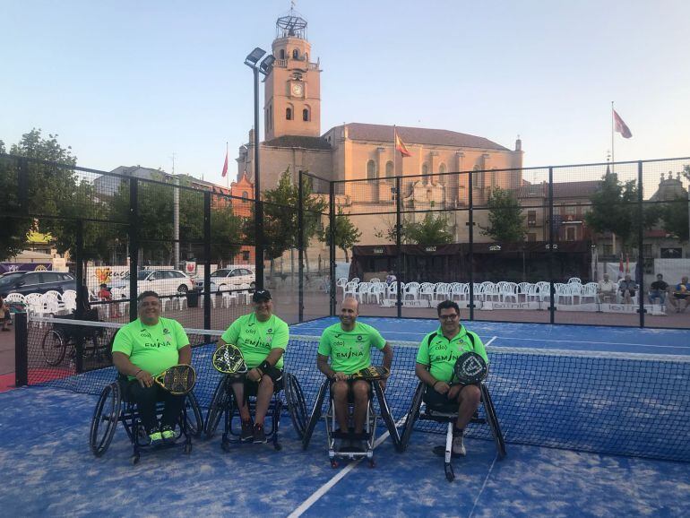 El torneo de pádel contó el sábado con un partido en silla de ruedas