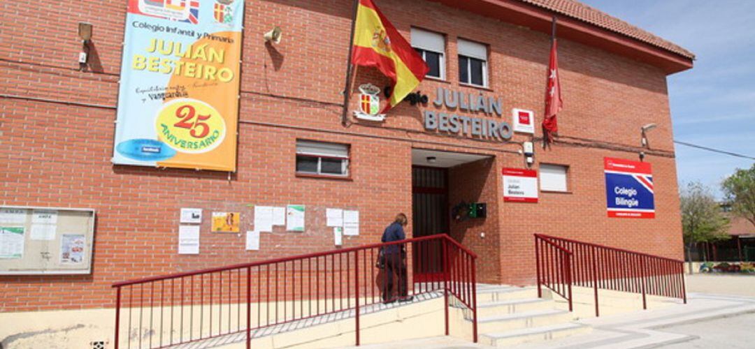 El colegio Julián Besteiro de Perales del Río es uno de los que entregará comida a alumnos becados