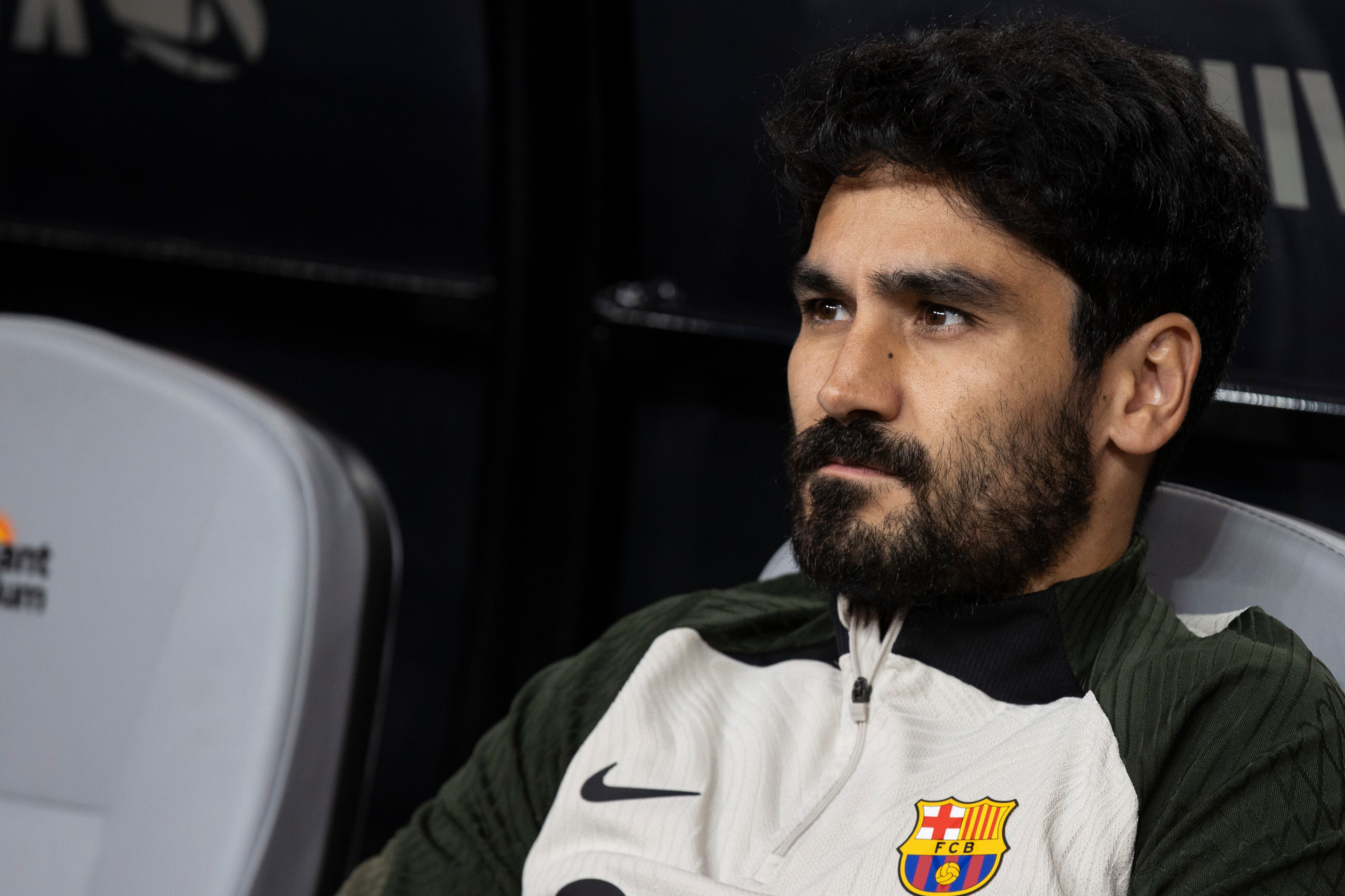 LAS VEGAS, NEVADA - AUGUST 1: Ilkay Guendogan of FC Barcelona looks on prior to the Preseason Friendlymatch between AC Milan and FC Barcelona at Allegiant Stadium on August 1, 2023 in Las Vegas, Nevada. (Photo by Marco Steinbrenner/DeFodi Images via Getty Images)