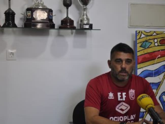 Emilio Fajardo durante una rueda de prensa