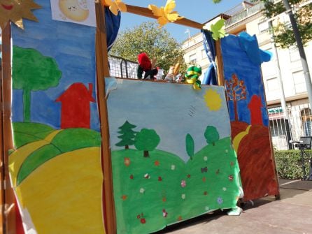 Momento de la representación de &#039;La cachiporra mágina&#039; por los alumnos y alumnas del colegio &#039;Virgen de Fátima&#039;