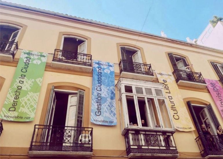 El centro cultural de La Casa Invisible en la calle Nosquera de Málaga