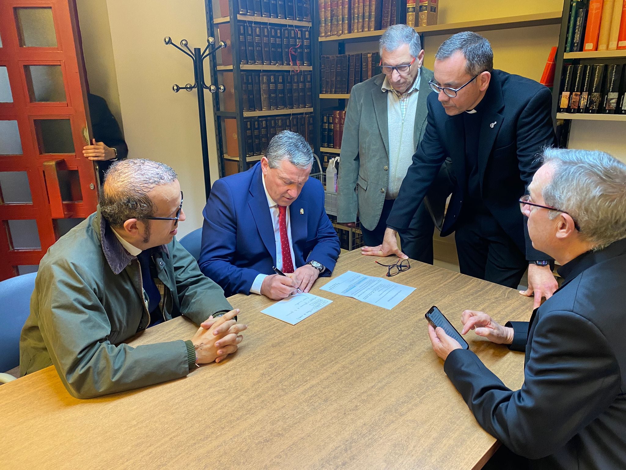 Reunión entre el presidente de la Diputación de Zamora y el obispo de la Diocesis de Zamora