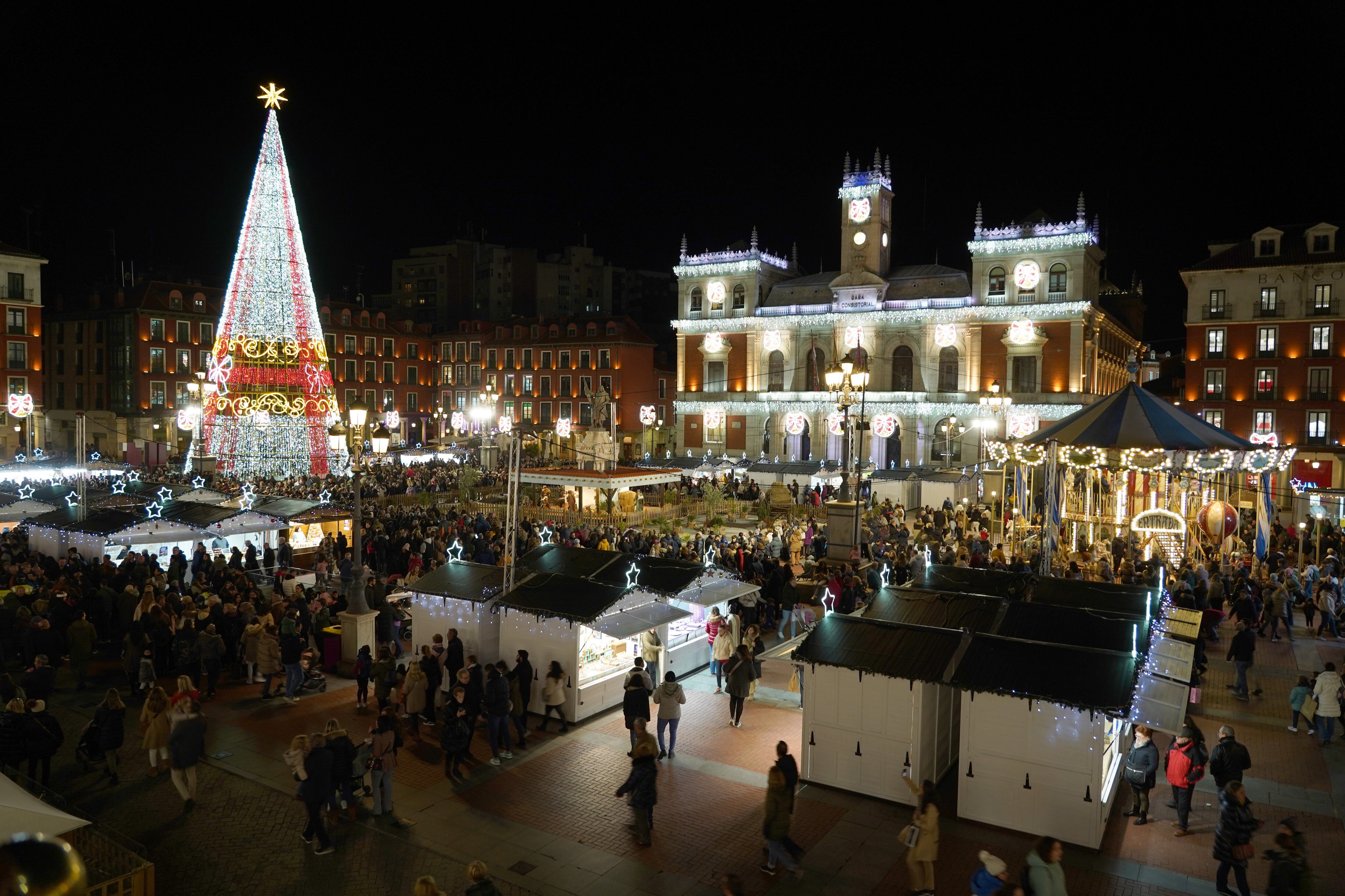 Iluminación de Navidad en el centro de Valladolid