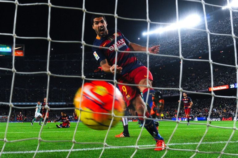 Suárez celebra el gol