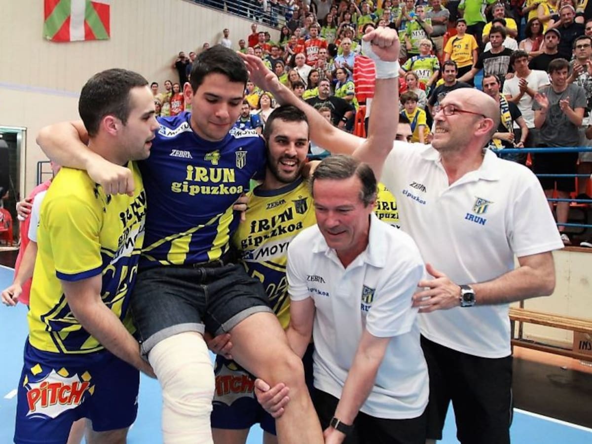 Jon Vázquez deja el Bidasoa
