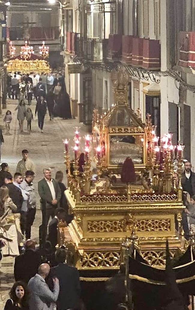 Fotografía de la publicación del Consejo General de HH y CF de Arahal