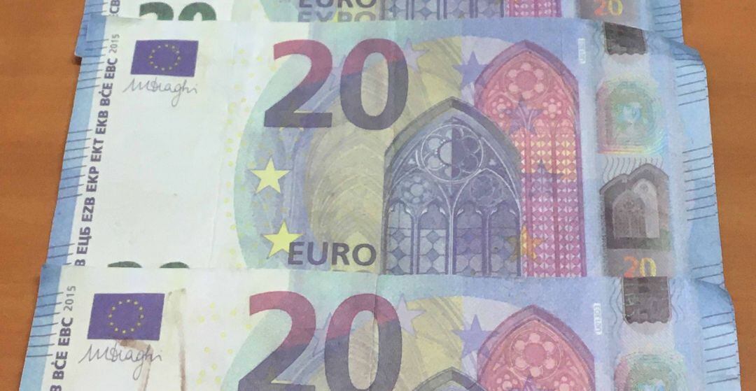 Billetes de 20 euros falsificados.