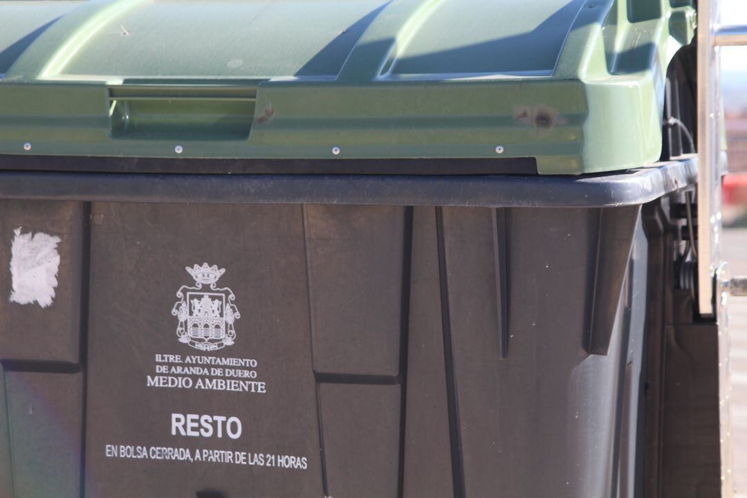 La basura del contenedor del resto de residuos descendió en abril en un 9%