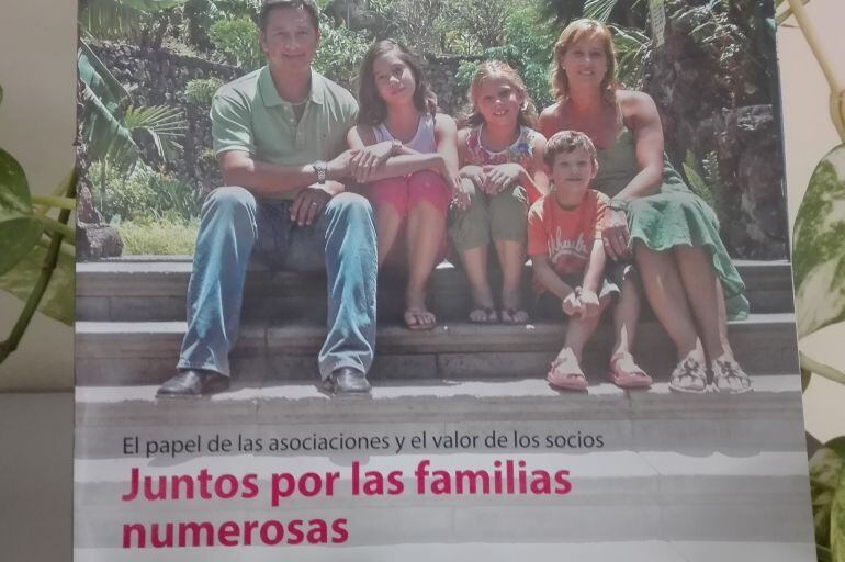 Publicación revistas Familia Numerosa