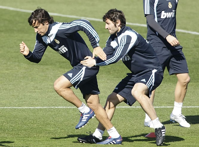 Granero, junto a Raúl, en un entrenamiento