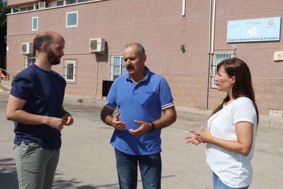 El PSOE de Lorca denuncia que los vecinos de Morata y Ramonete llevan semanas sin médico.