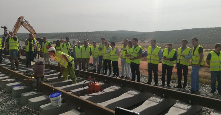 Obras del tramo ferroviario.