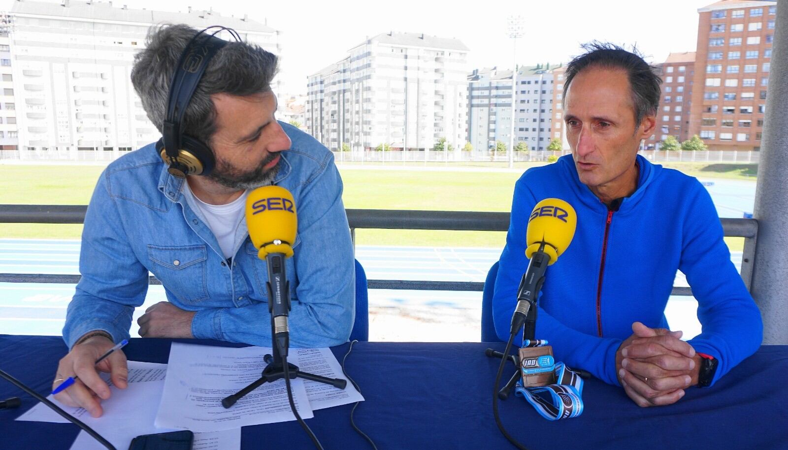 Nico de las Heras con el bronce obtenido en el campeonato de Europa de 24 horas disputado en Verona.