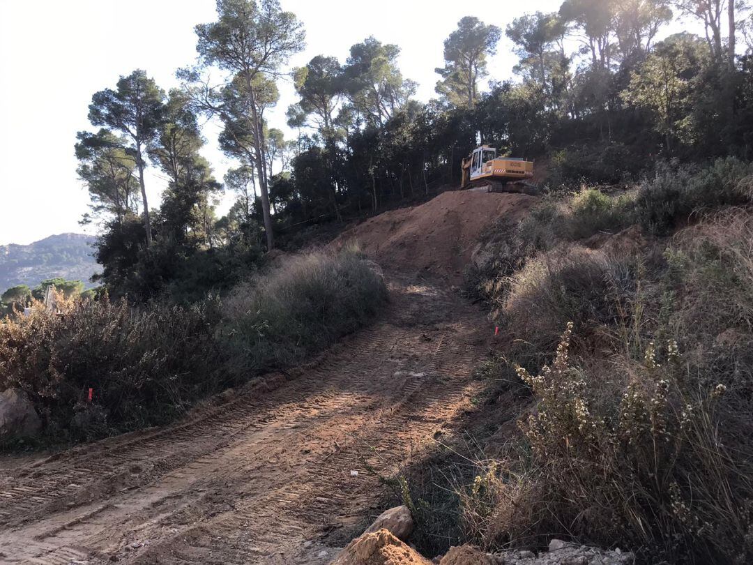 Obres al puig Montcal, de Begur