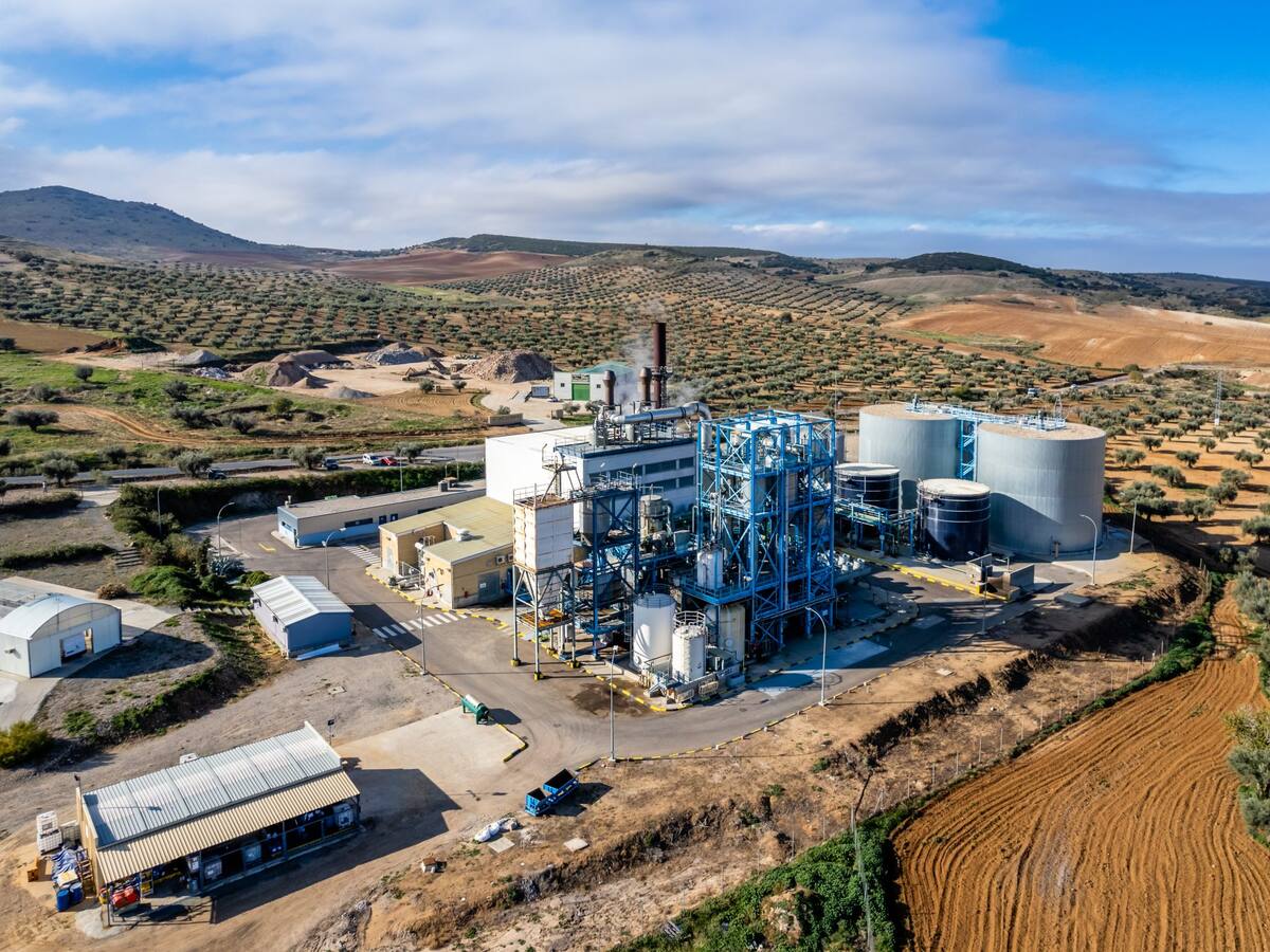 Herido un trabajador de 41 años al sufrir quemaduras en la cara con ácido sulfúrico en una planta de purines