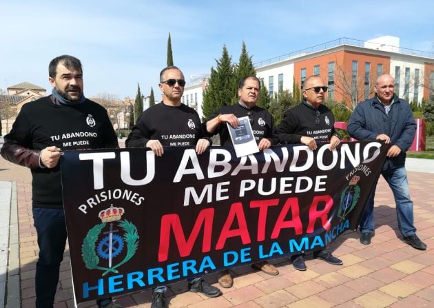 Funcionarios de Herrera de La Mancha, se suman al acto de VOX en Ciudad Real