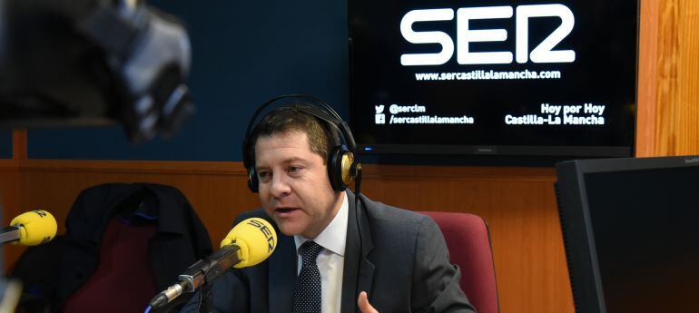 Emiliano García Page en los estudios de SER Toledo