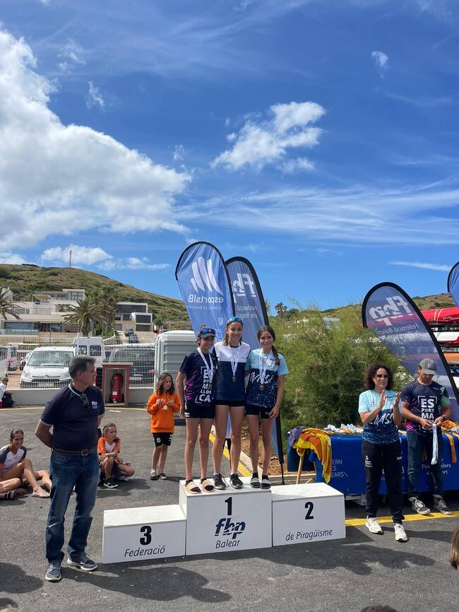 La menorquina Berta Sans va pujar al mes alt del podi.