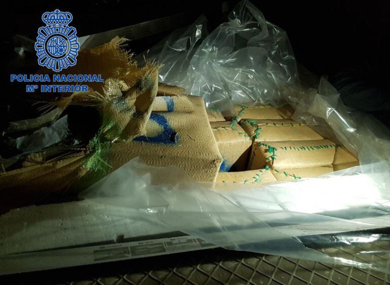 Interceptado un tráiler en Almería con ocho toneladas de hachís.