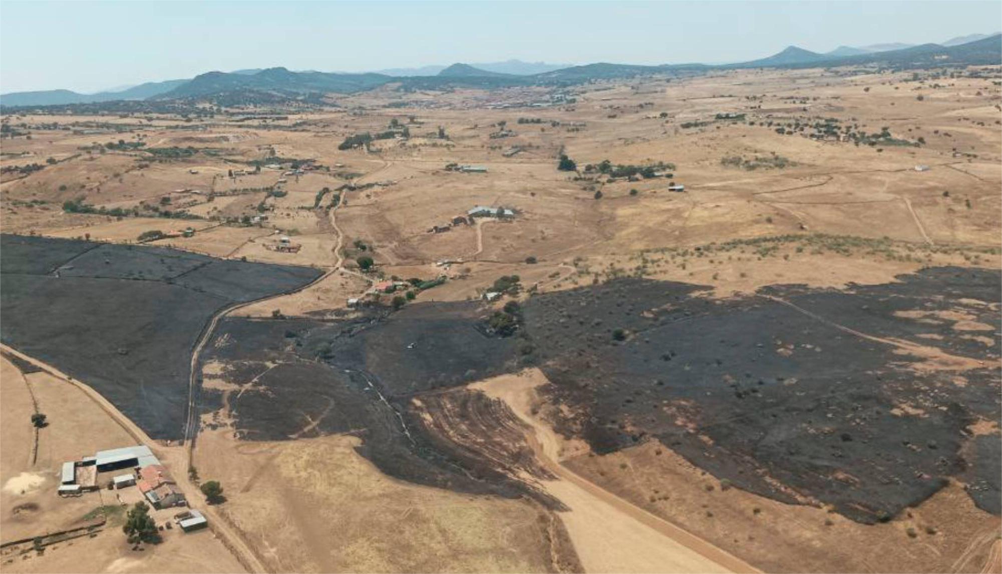 Incendio agrícola en Almadén (Ciudad Real)