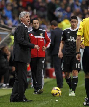 Ancelotti, en la banda de La Rosaleda