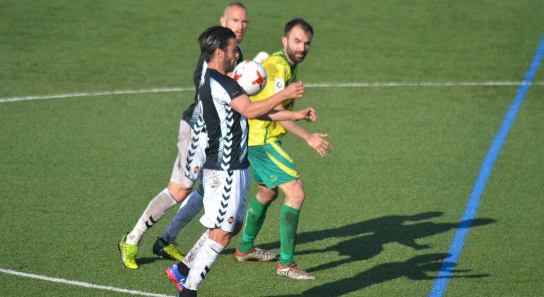 Lance del partido entre Tropezón y Castellón