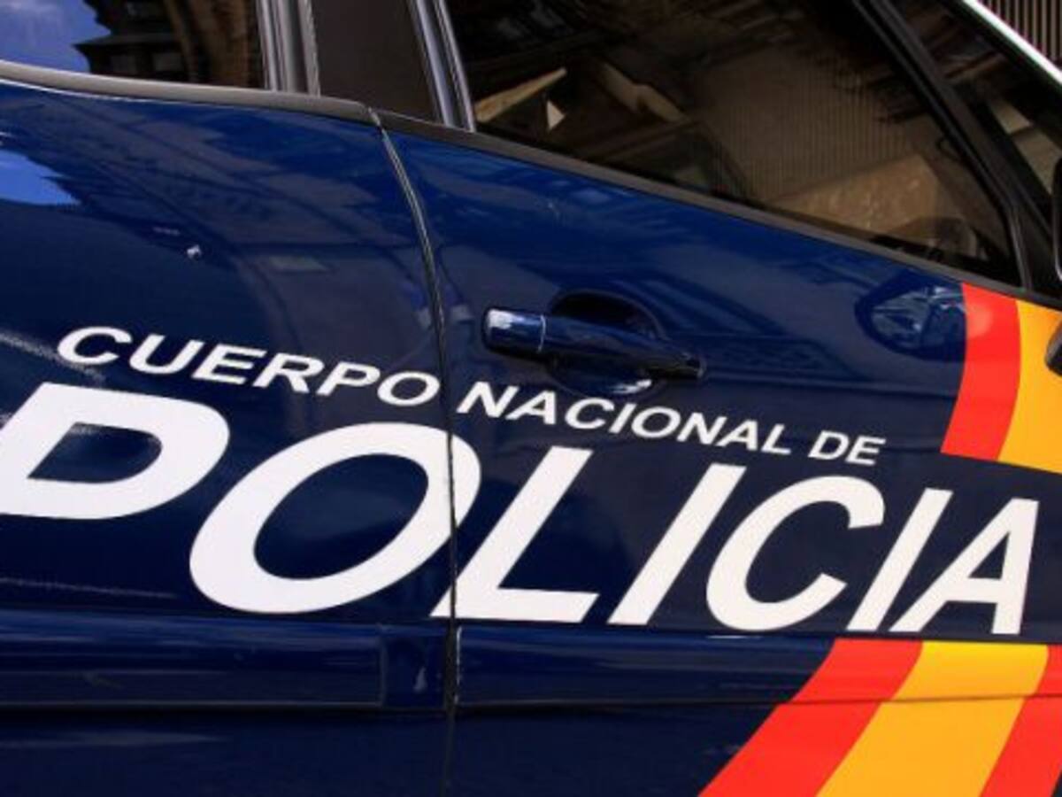 Detenidos por estafar en la compra de móviles de alta gama