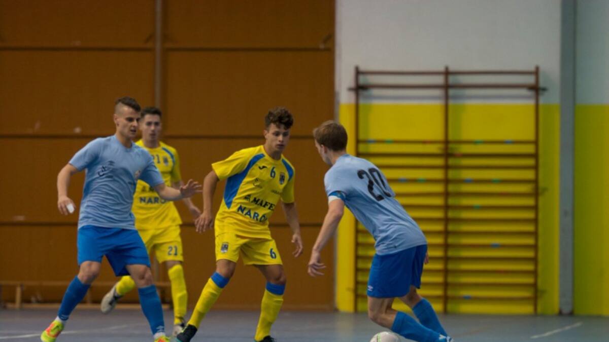 Remontada del Santiago FS en Narón