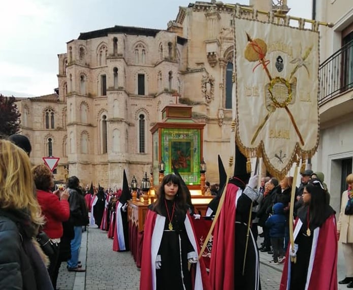 Una de las procesiones de la Cofradía La Pasión de Peñafiel