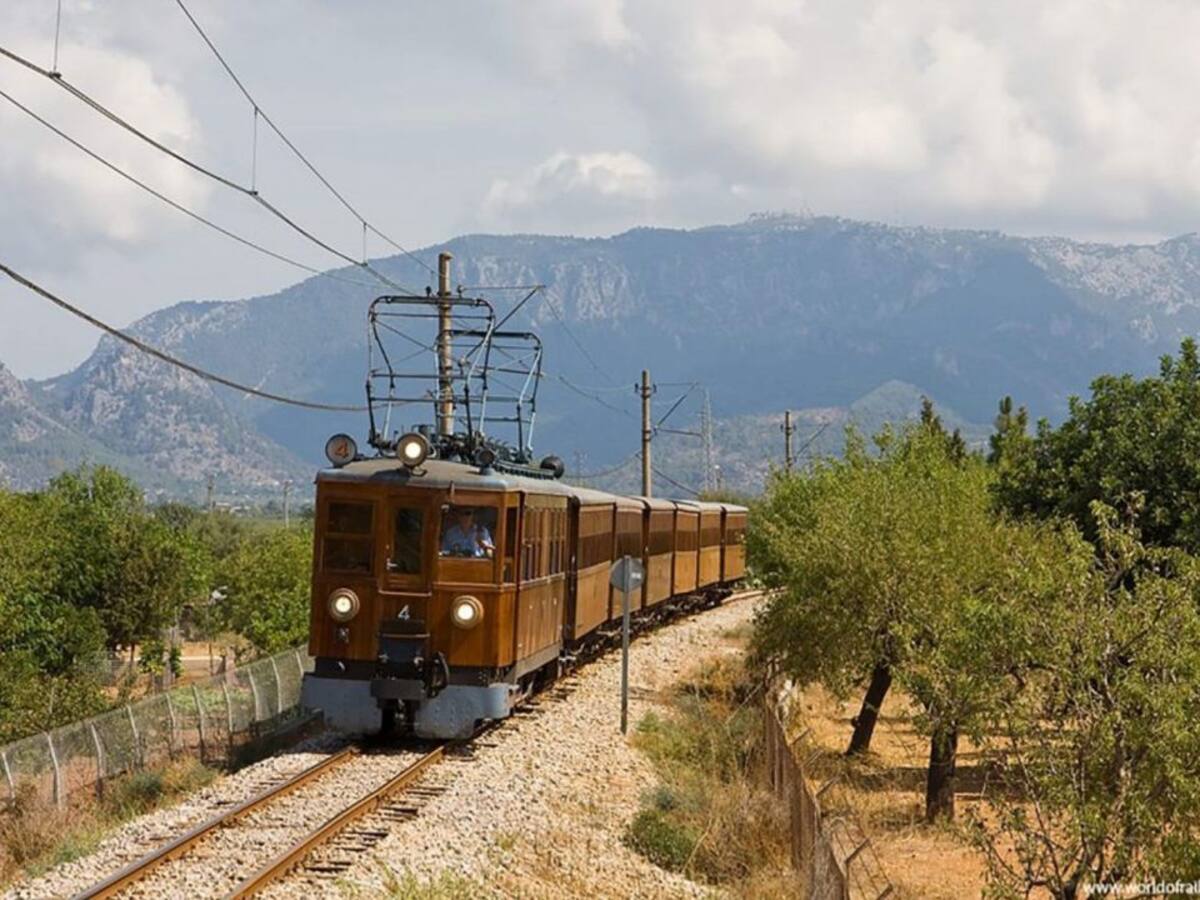Un grupo de inversores ofrece comprar el tren de Sóller por 25 millones