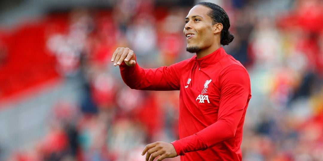 Virgil Van Dijk, durante un entrenamiento con el Liverpool