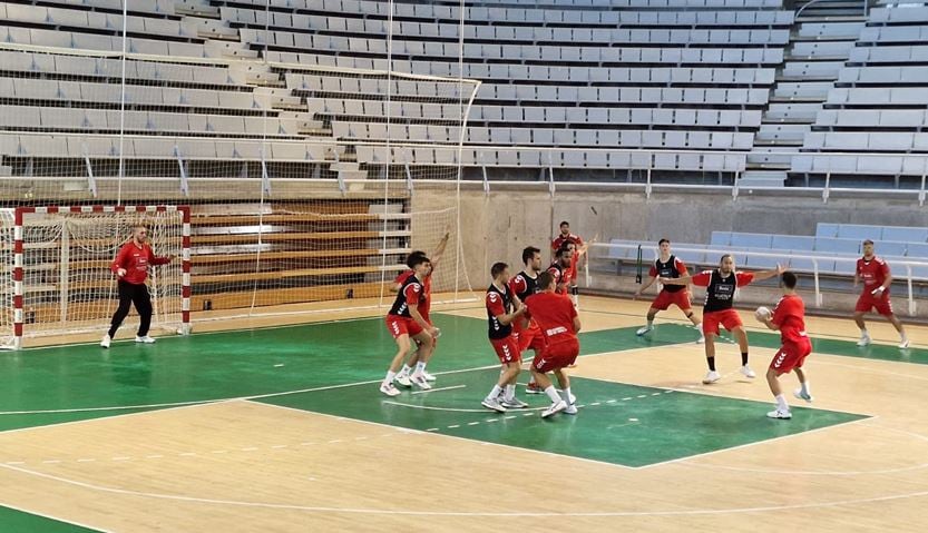 El Bada Huesca durante uno de los entrenamientos