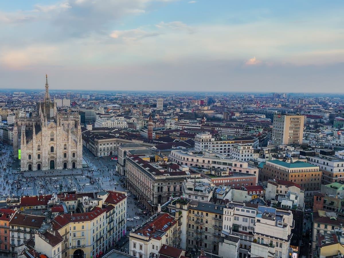 Naide Nóbrega invita a descubrir Milán como un destino cultural completo y sorprendente