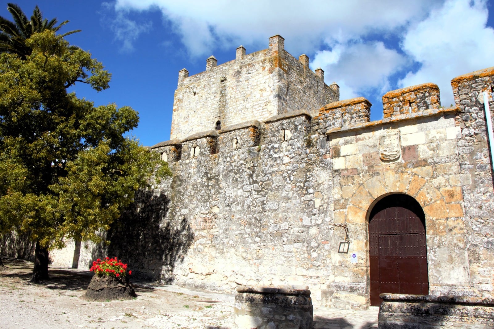 Recorrido por el Castillo de Gigonza y alrededores