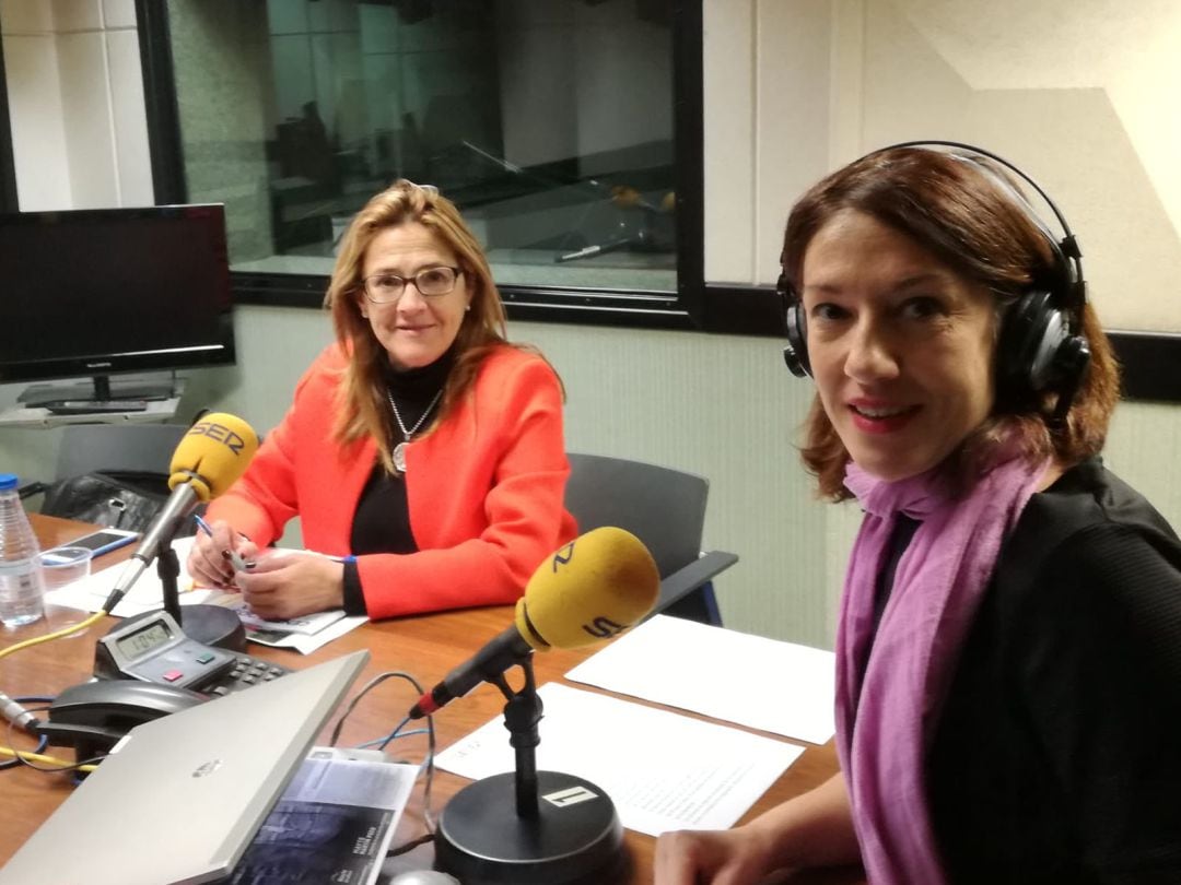 Maria Teresa Martín Pozo junto a Marichu García