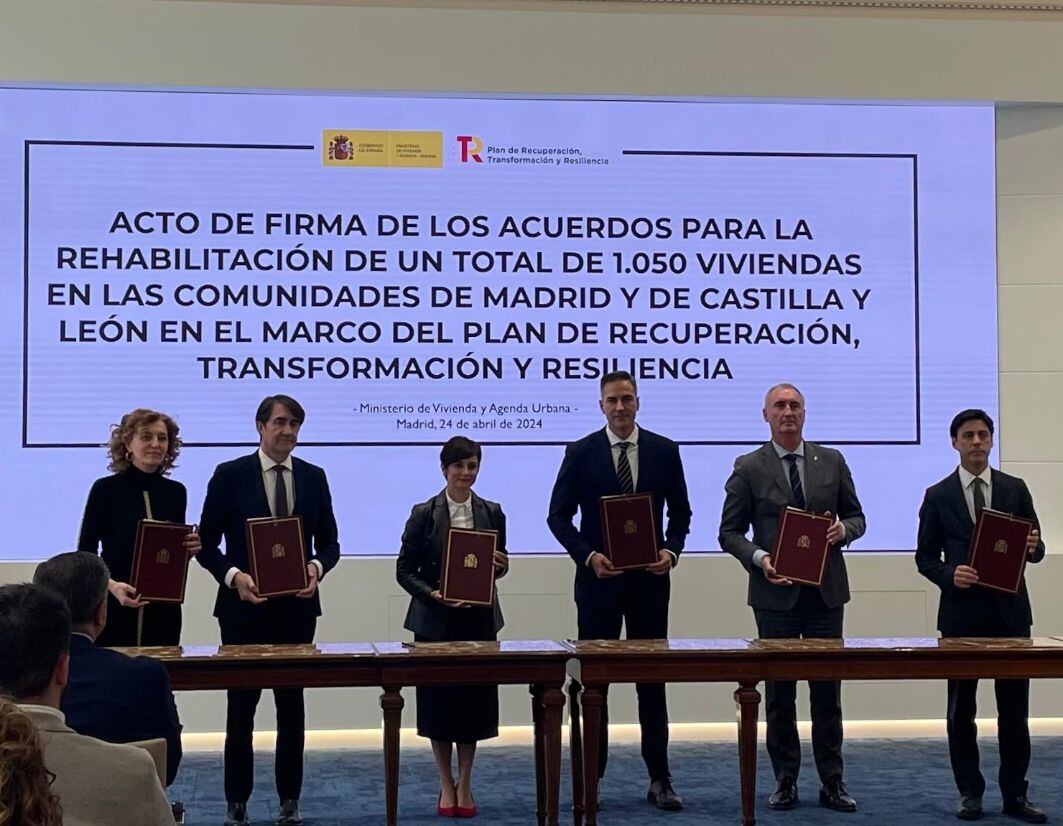 Firmado el acuerdo para la rehabilitación de los barrios de El Salvador y San Millán