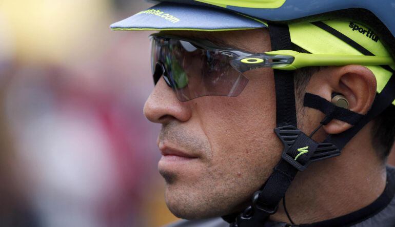 Contador, justo antes de empezar la segunda etapa del Tour