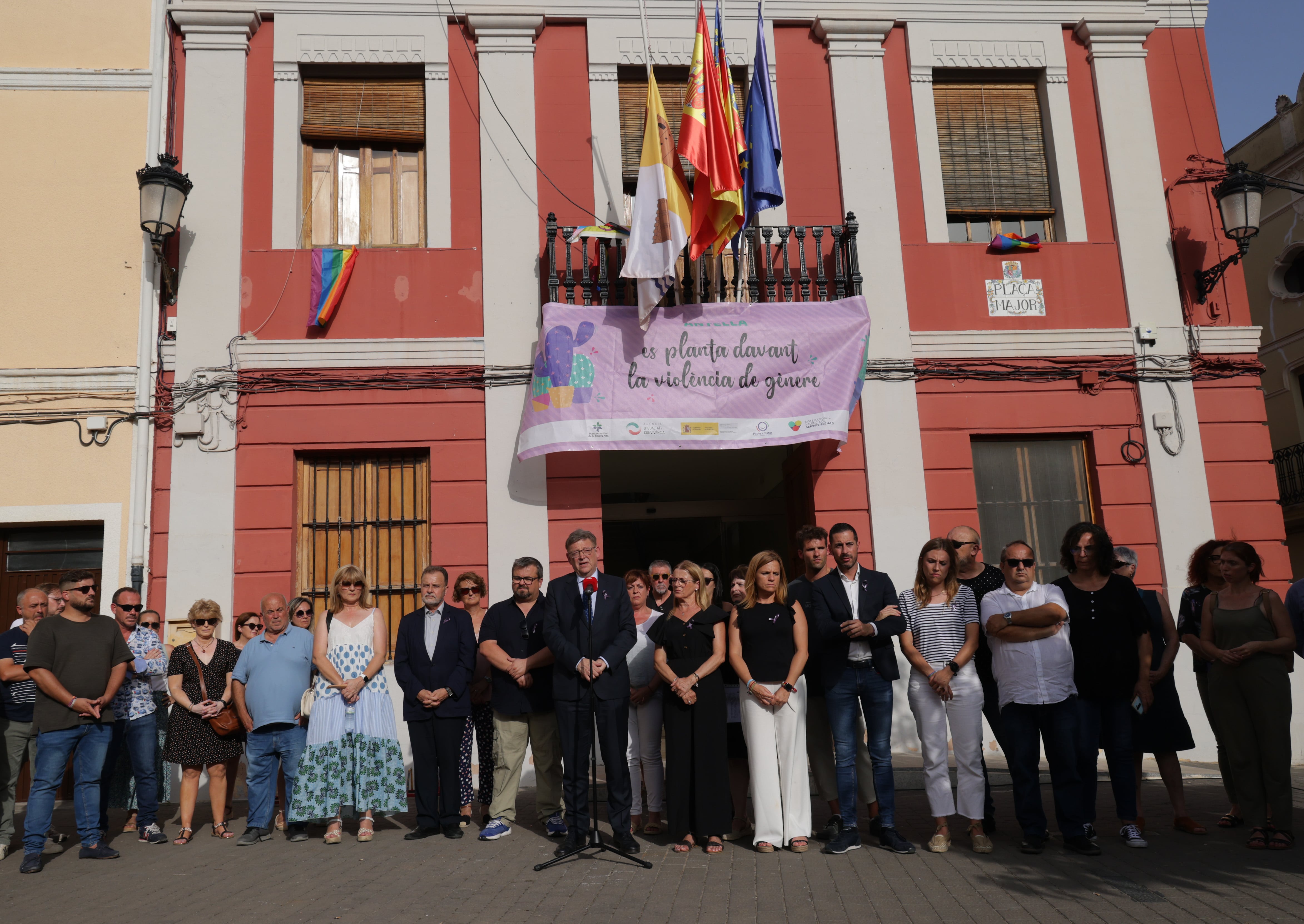 Concentración contra el asesinato machista de este domingo en Antella.