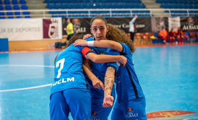 Imagen de una de las celebraciones de los tantos del femenino