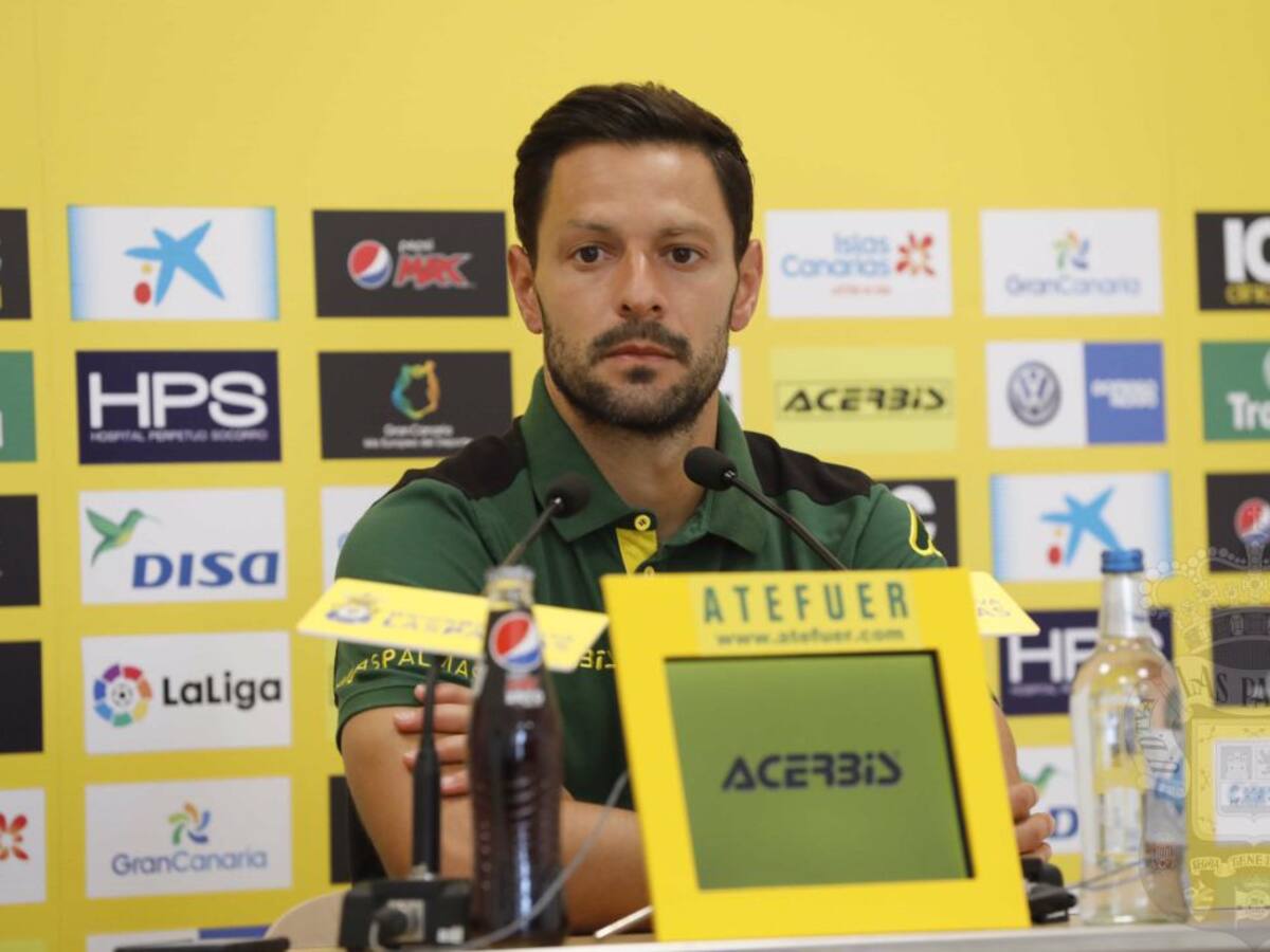 De la Bella: "No podemos estar cambiando de entrenador cada dos o tres meses"