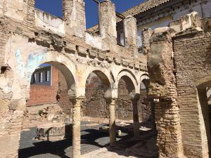 Antiguo claustro del convento Regina