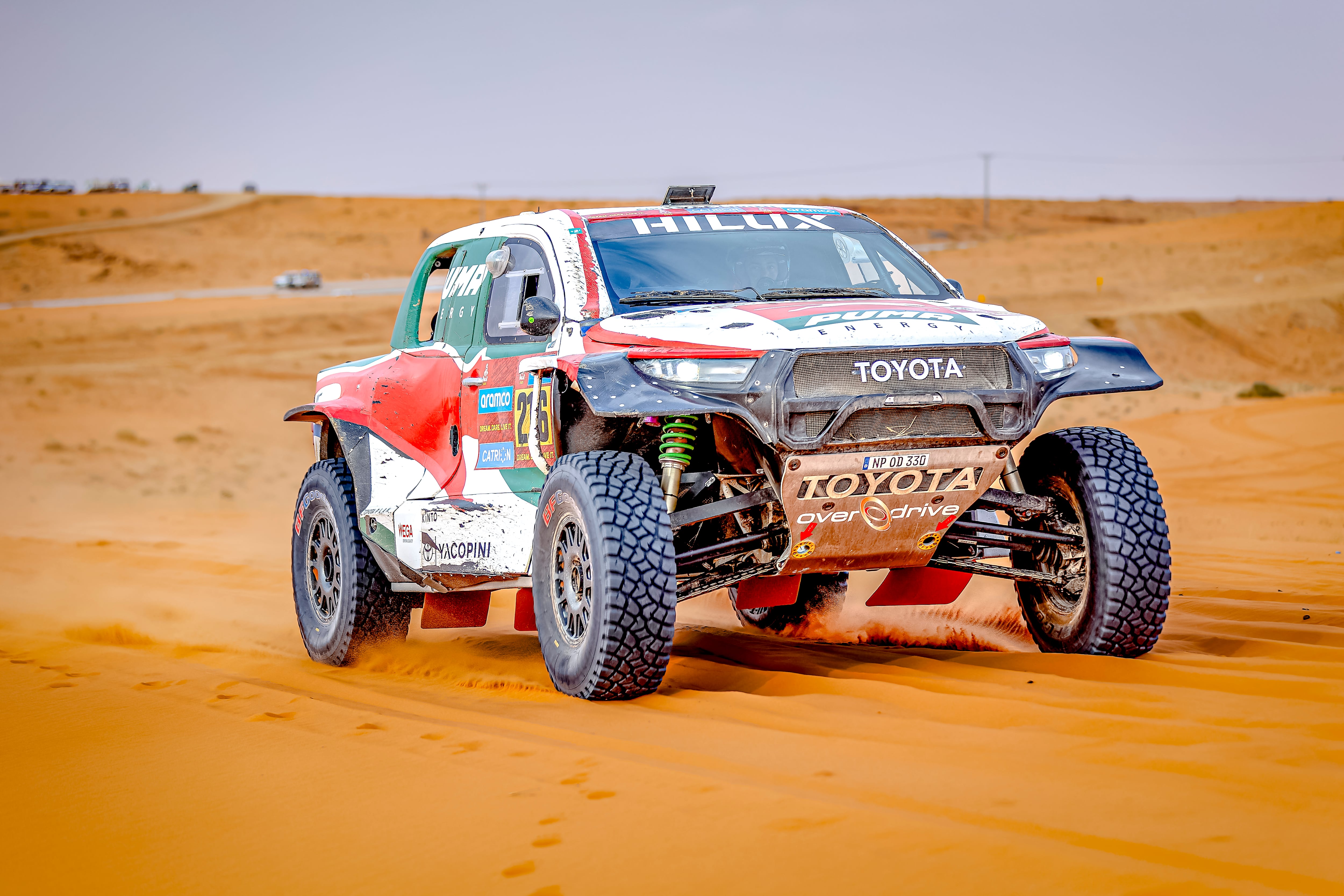 Juan Cruz Yacopini compitiendo durante el Rally Dakar 2025