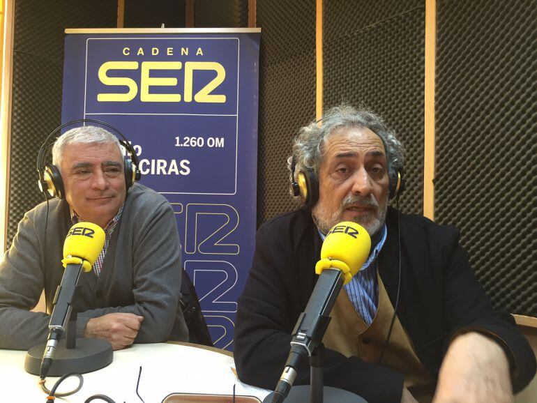 Francisco Mena, de Alternativas, y José Chamizo de Voluntarios por otro mundo, durante su intervención en Hoy por Hoy.