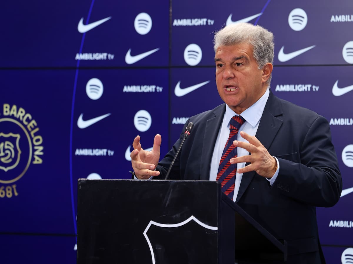 Manu Carreño carga contra Joan Laporta por su gestión de la 'operación Nico Williams' y le recuerda uno de sus enfados más sonados