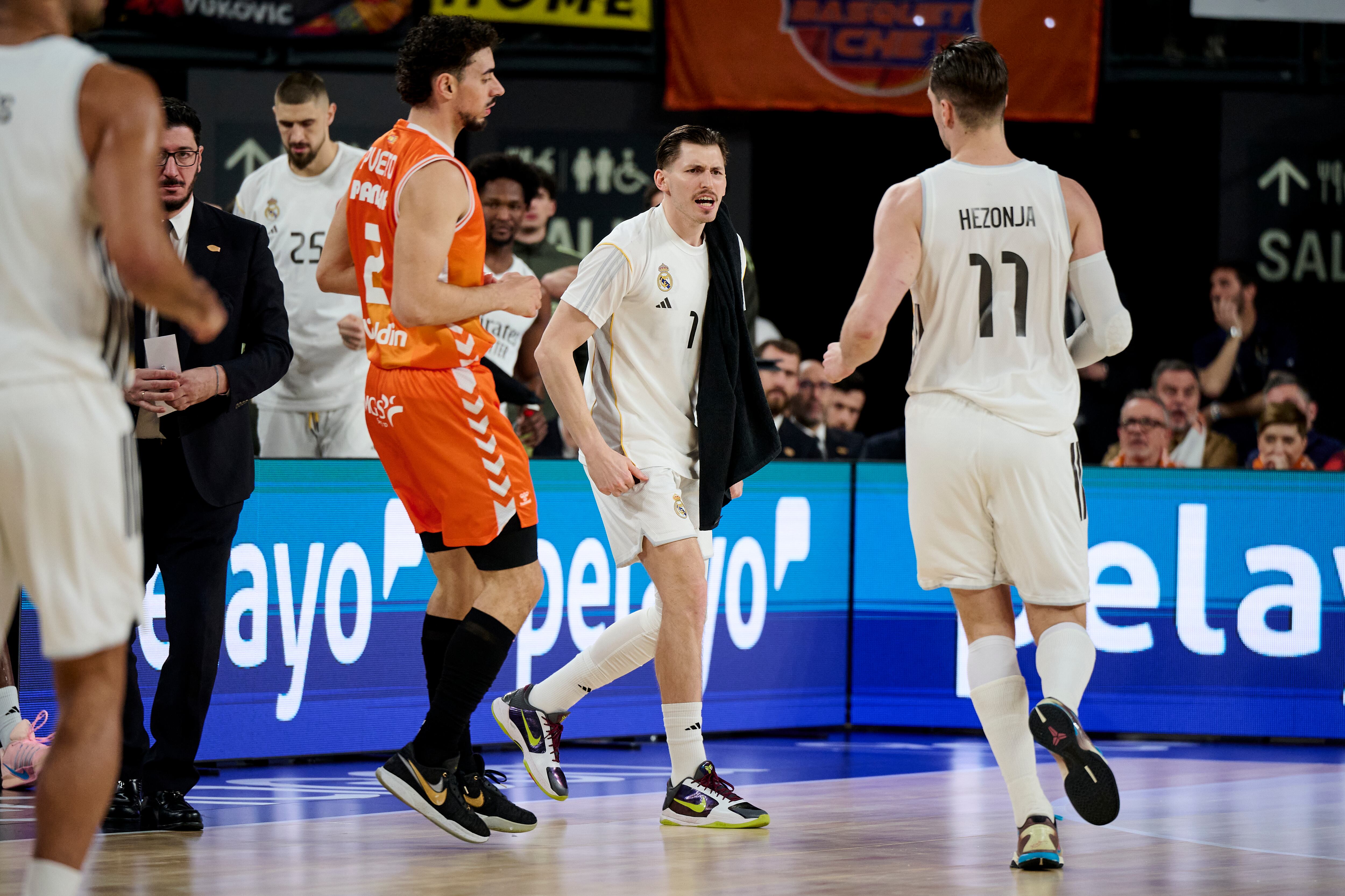 Mario Hezonja durante el Valencia Basket contra Real Madrid