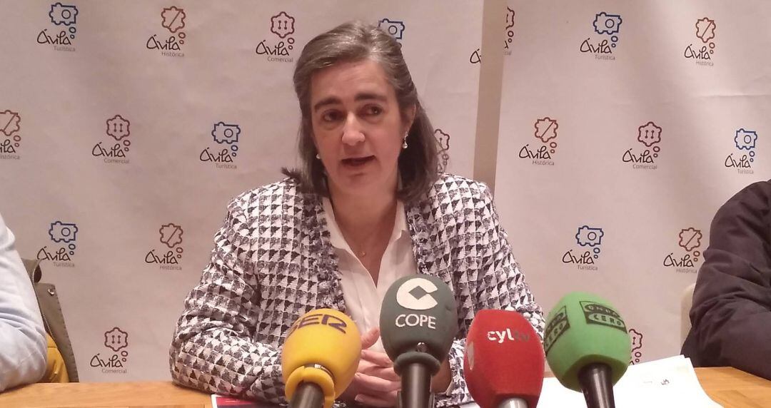 La teniente alcalde de Cultura, Sonsoles Sánchez-Reyes, presenta el programa de las Fiestas de Carnaval